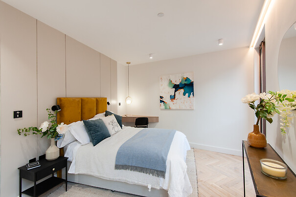 Market Place - Bedroom