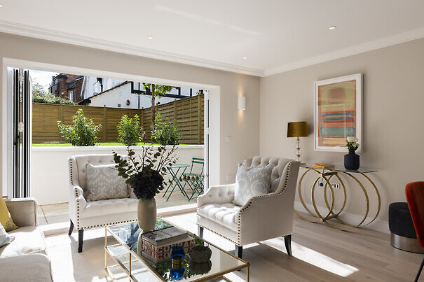Interior Sutherland Road